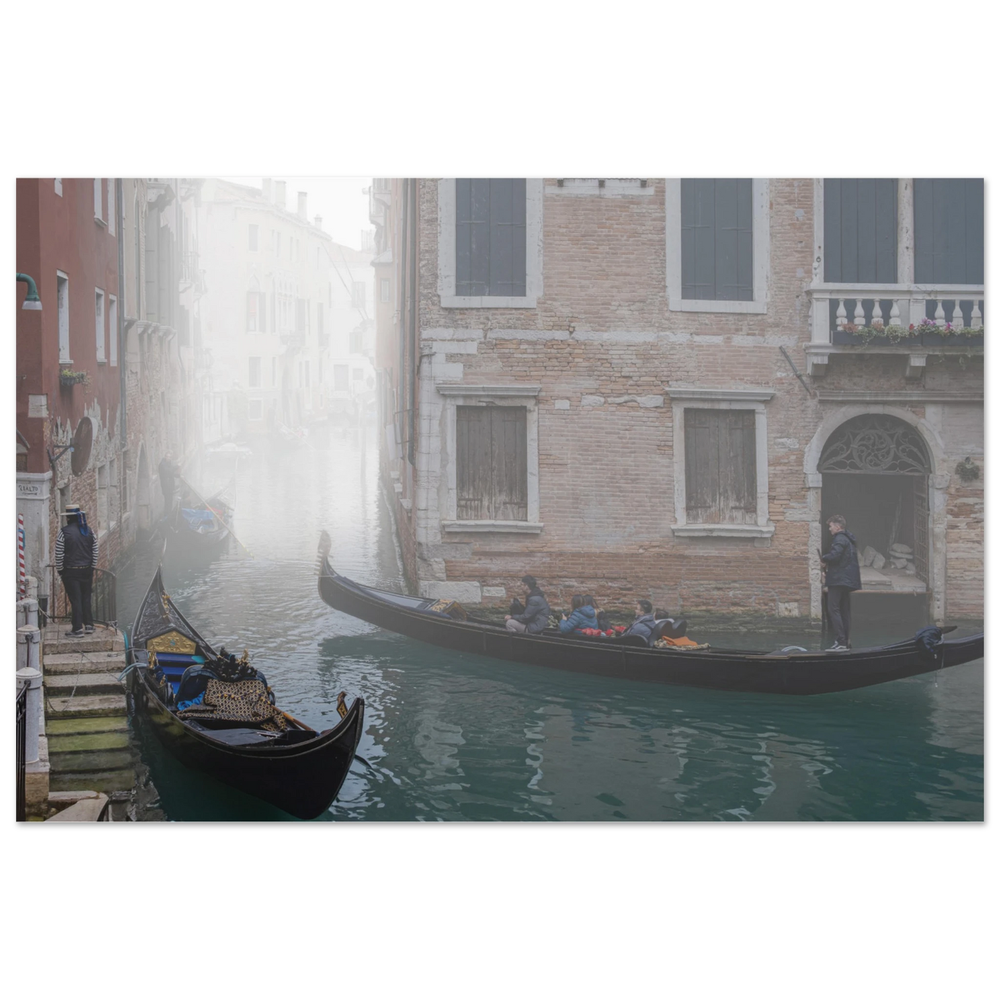 590fa005-d53c-4e3e-b332-22da99779458